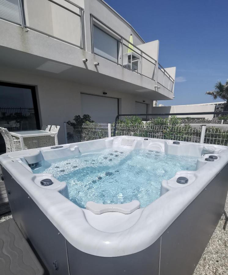 Le Nautilia Résidence de Luxe réservée aux couples Agde Extérieur photo