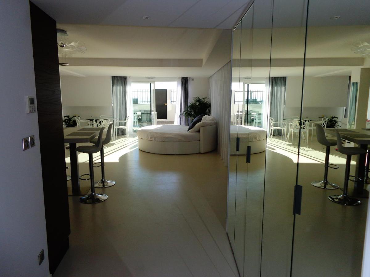 Le Nautilia Résidence de Luxe réservée aux couples Agde Extérieur photo